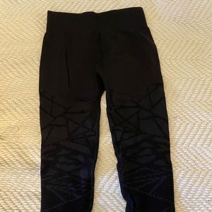 Fabletics & Demi Lovato leggings